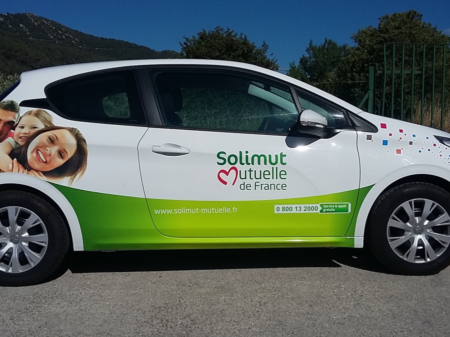 Voiture publicitaire solimut
